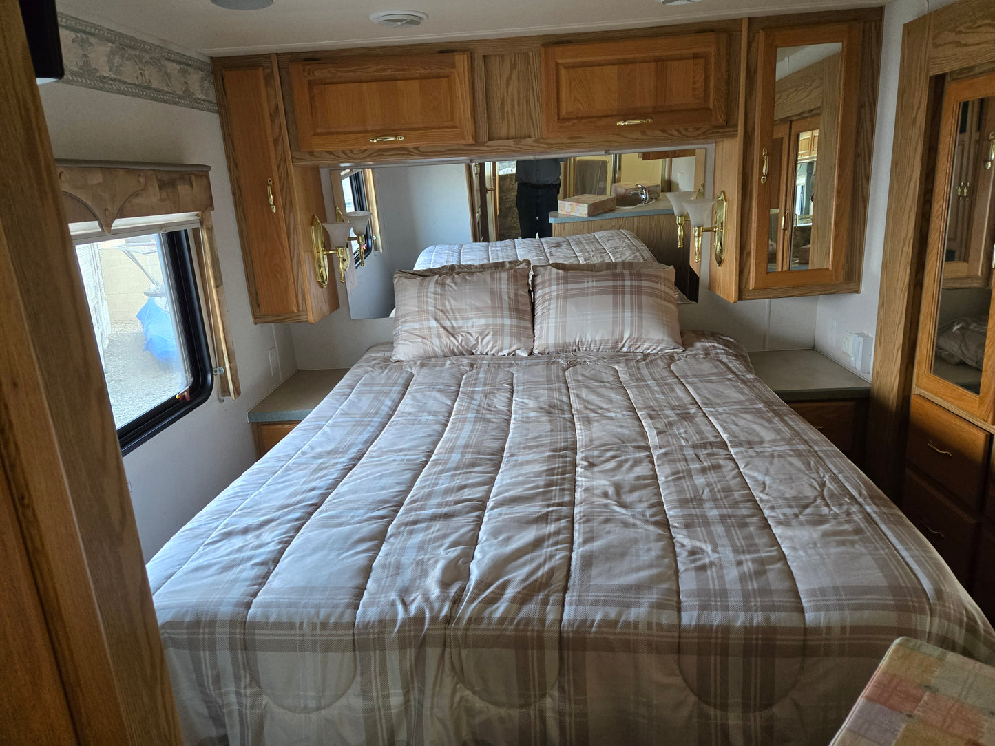 2002 Holiday Rambler Ambassador 36' PBD