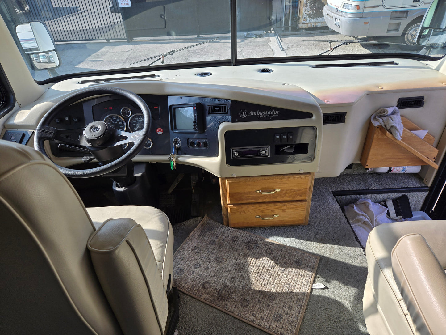 2002 Holiday Rambler Ambassador 36' PBD
